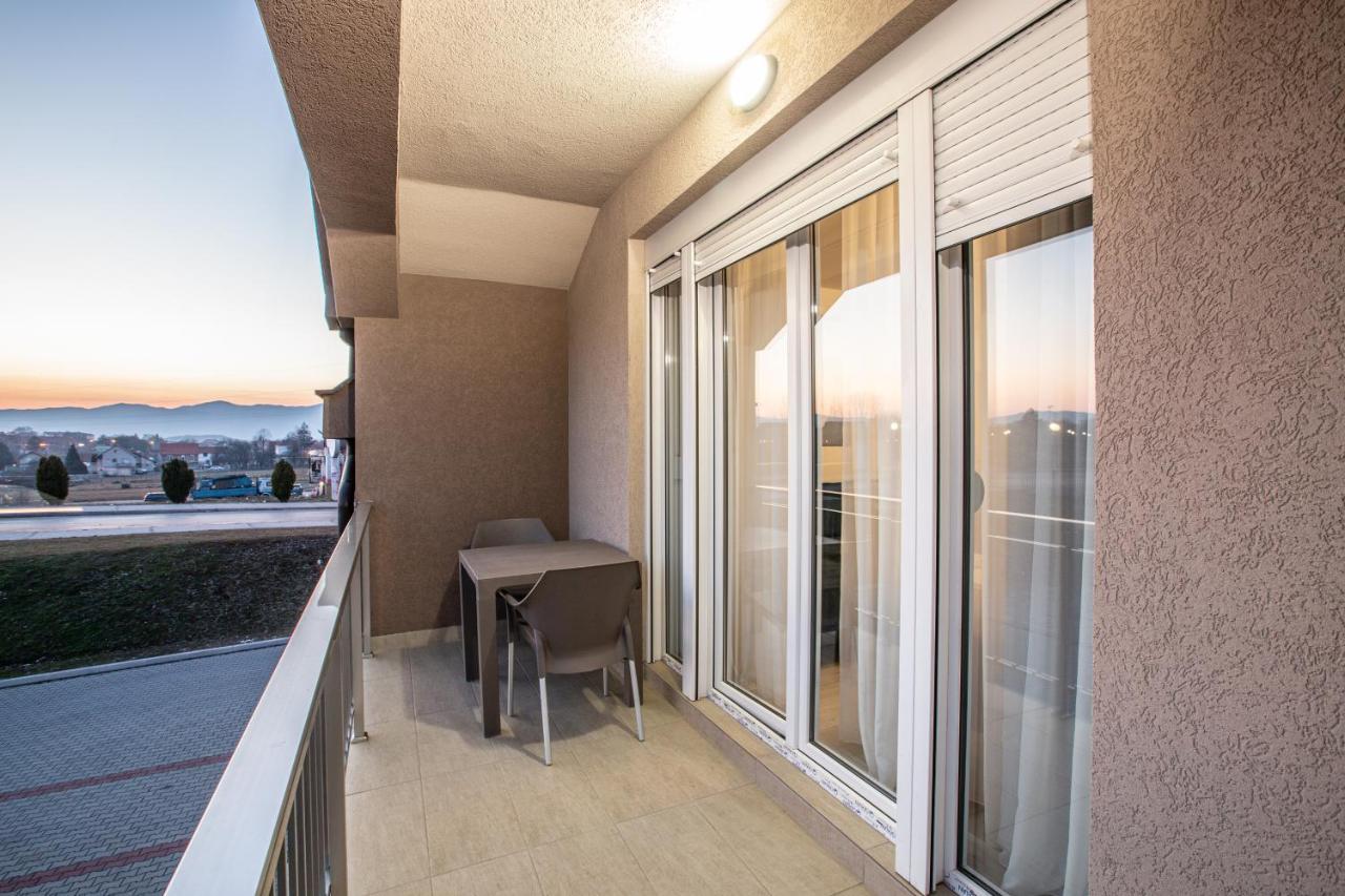 Rest Apartments Nikšić Eksteriør billede